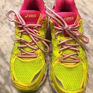 ASICS gel nimbus size 8